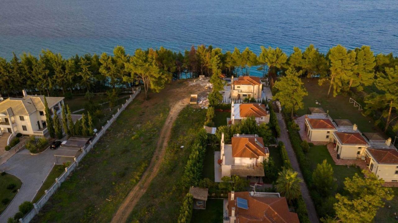 Villa-Danos Afytos Ngoại thất bức ảnh